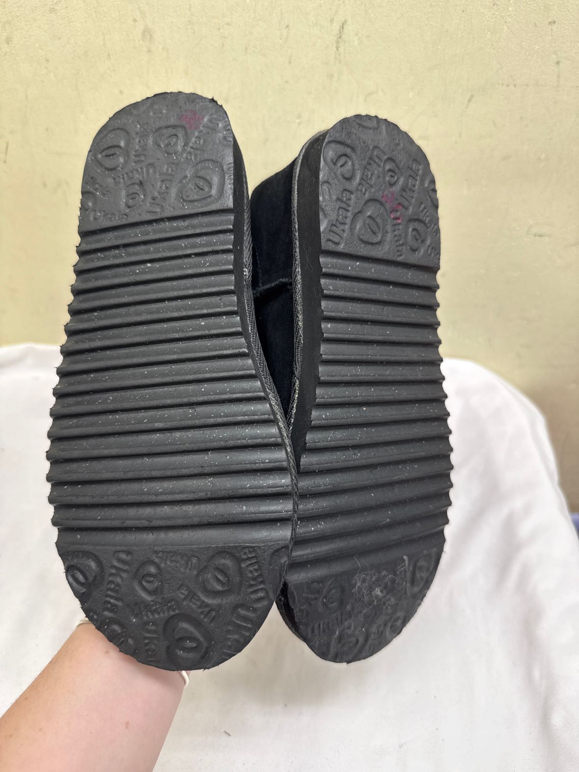 Ukala Women's Size 8 Black Boots Shoes