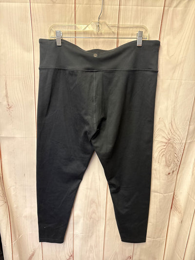 Balance Women's Size 1X Black Leggings