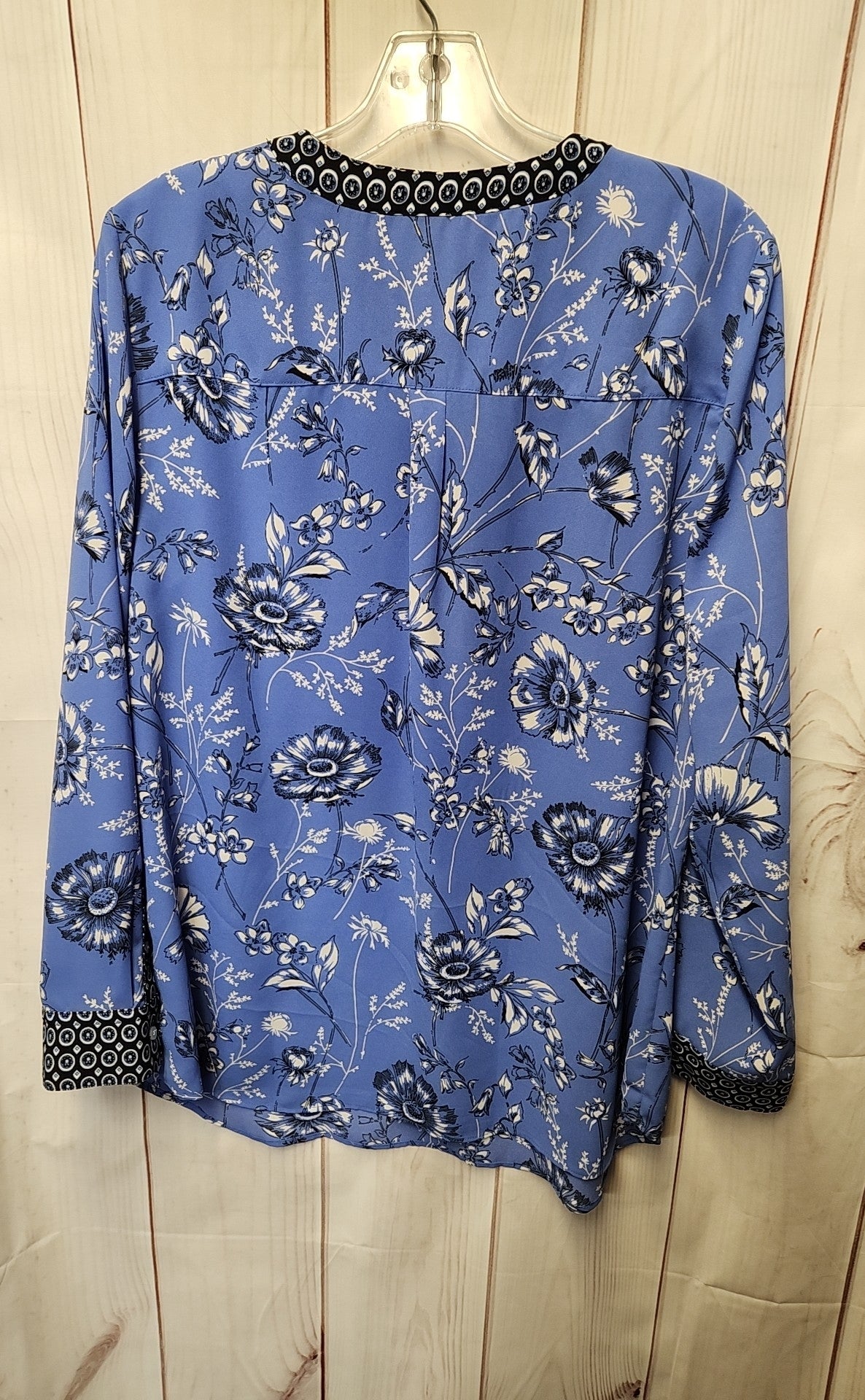 Talbots Women's Size L Blue Floral Long Sleeve Top