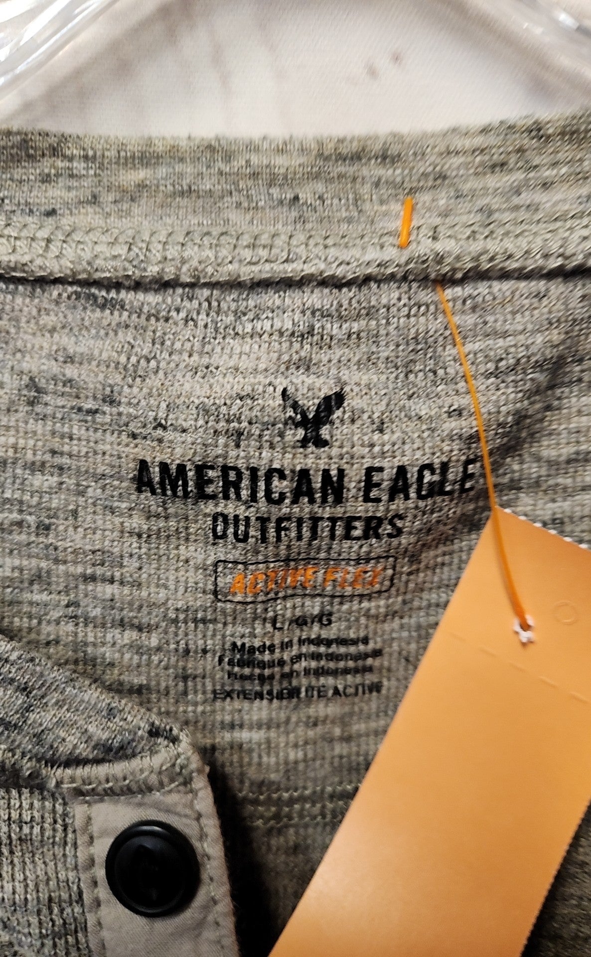 American Eagle Men's Size L Gray Shirt