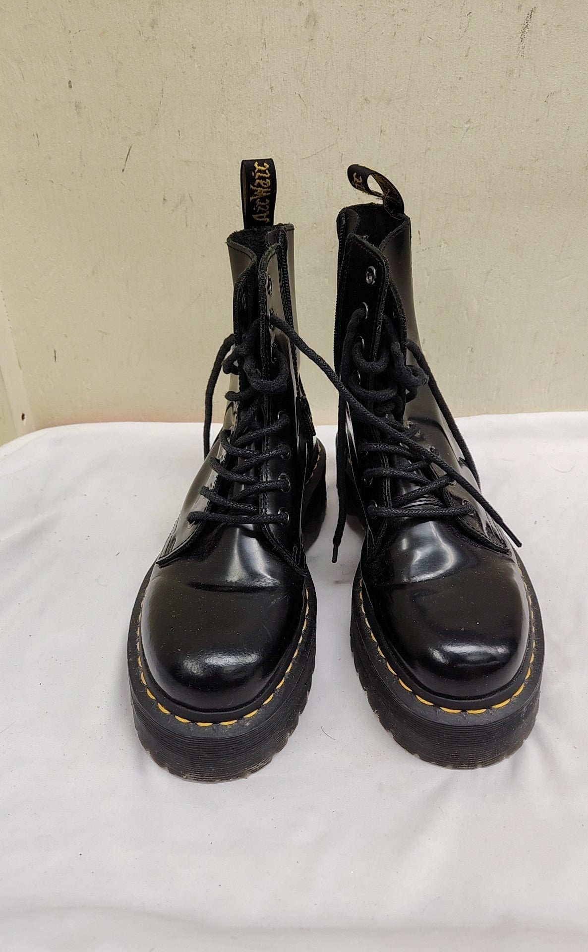 Dr Martens Women's Size 7 Black Boots Shoes