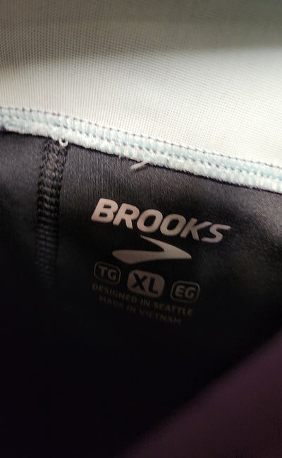 Brooks Women's Size XL Purple Skorts