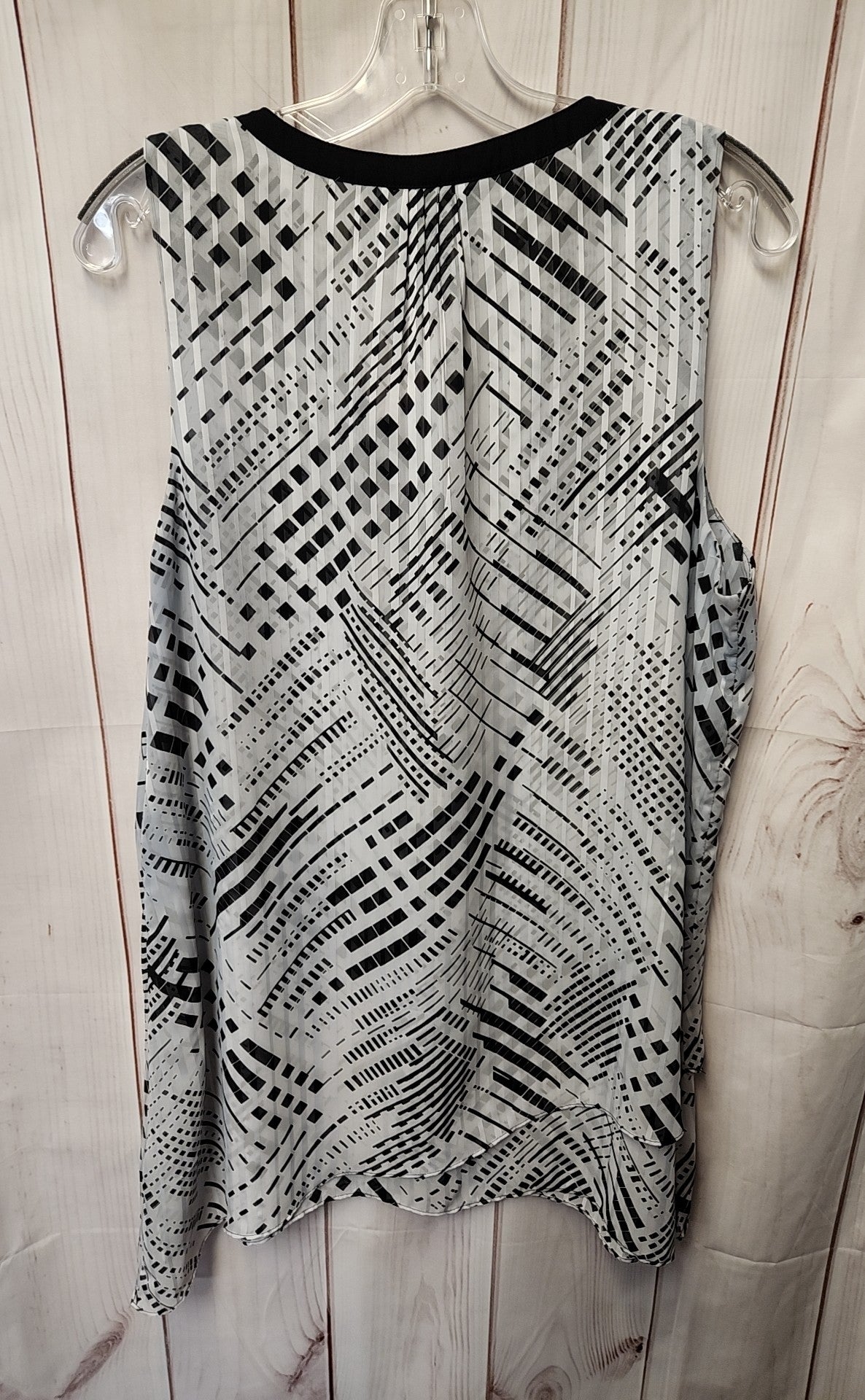 White House Black Market Women's Size XL White & Black Sleeveless Top