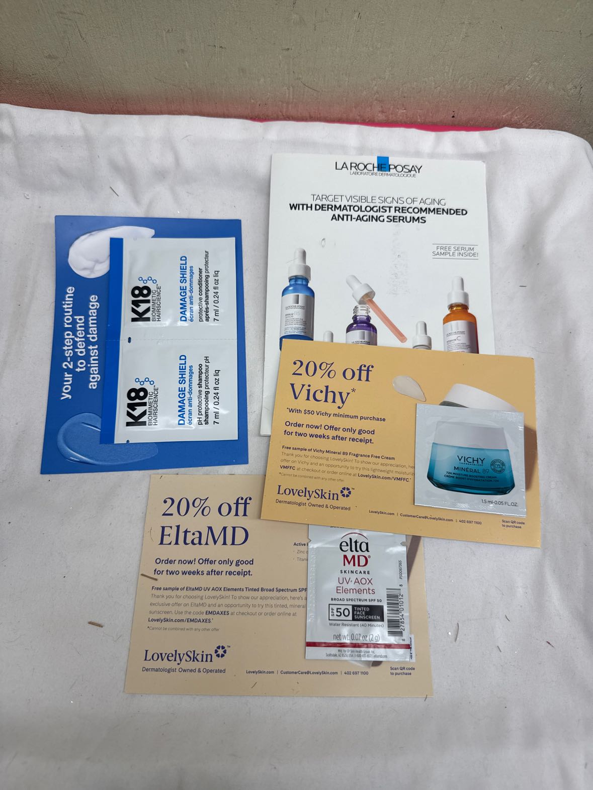 4PCS Misc. Cosmetic Samples