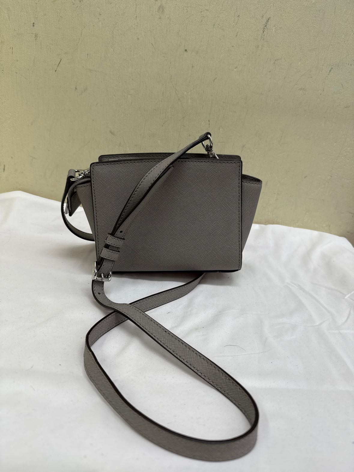 Michael Kors Gray Leather Purse Bag