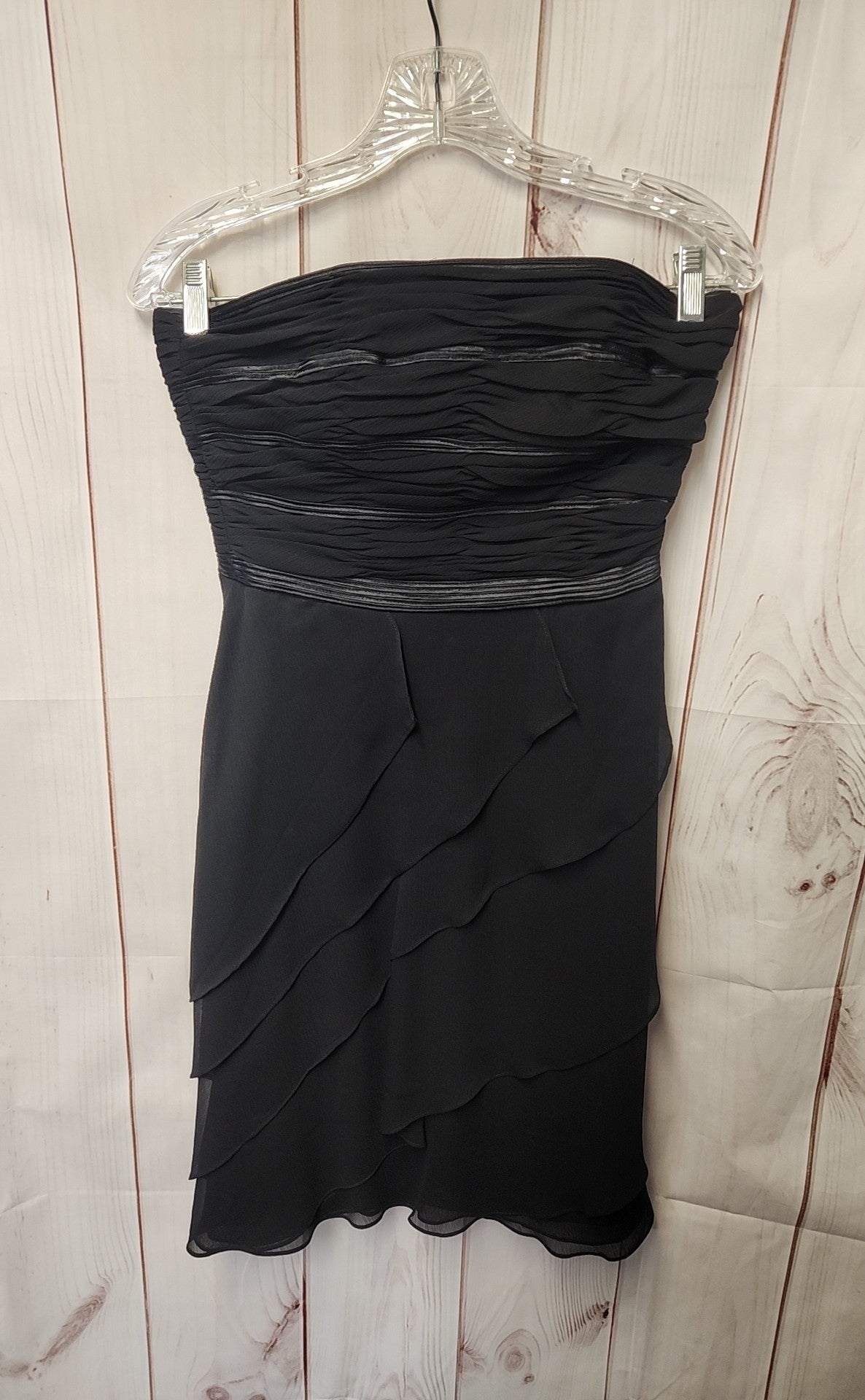 White House Black Market Women's Size 4 Black Dress