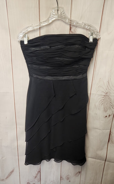 White House Black Market Women's Size 4 Black Dress