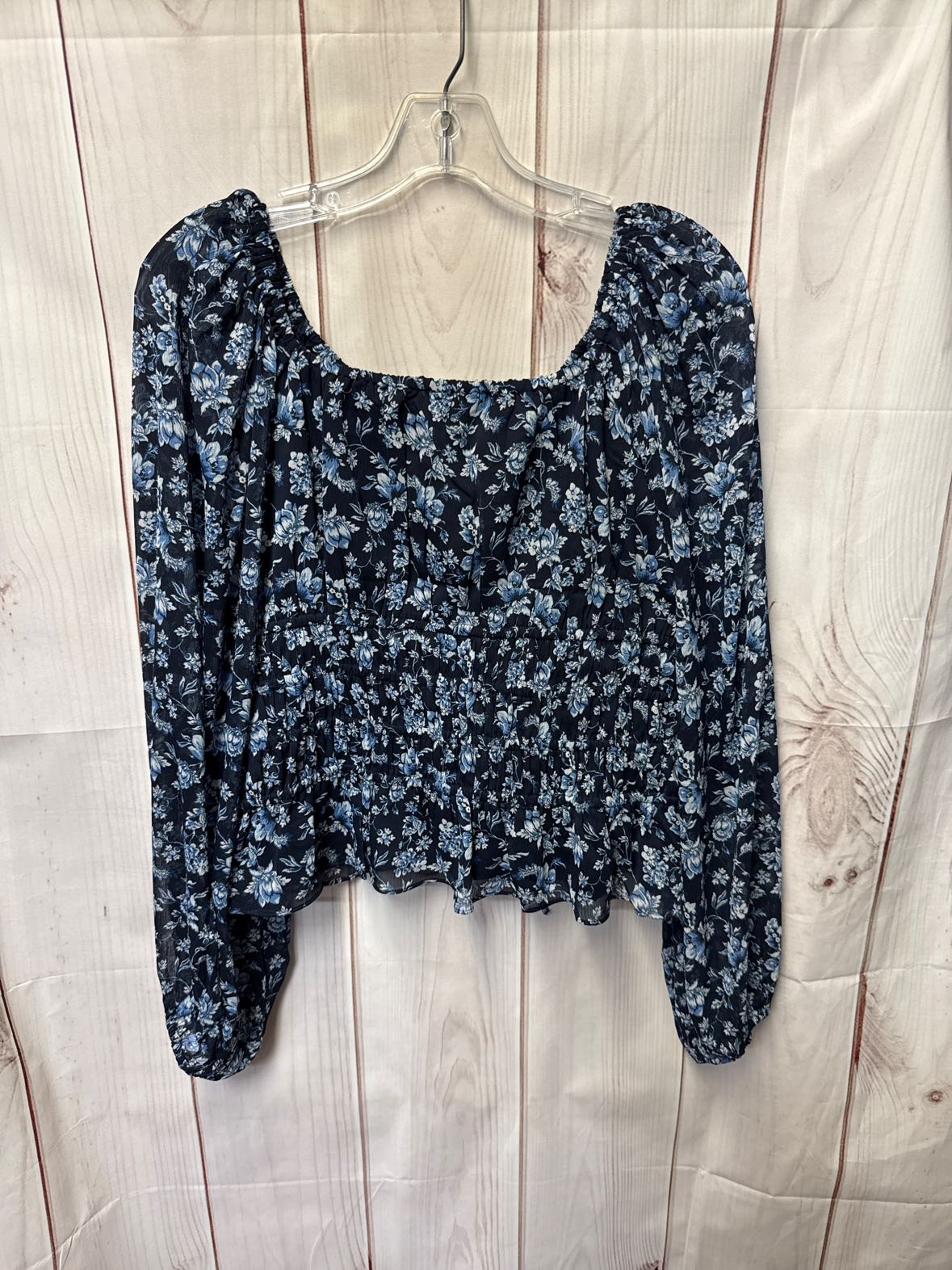 Express Women's Size M Navy Floral Long Sleeve Top