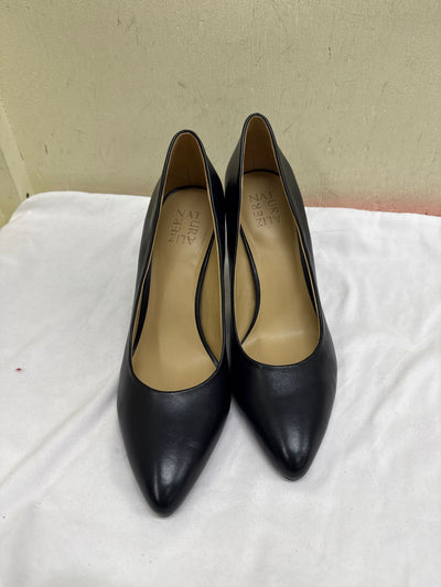 Naturalizer Women's Size 10 Black Pumps Shoes