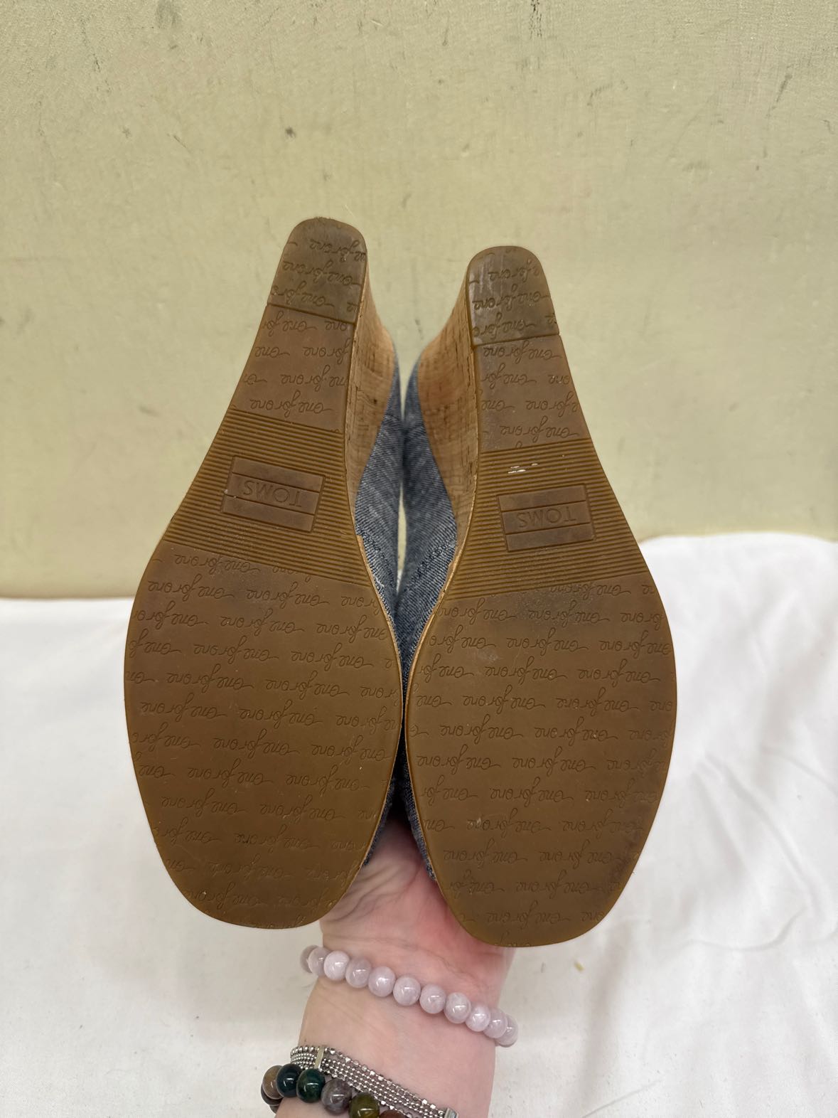 Toms Women's Size 6-1/2 Blue Sandals