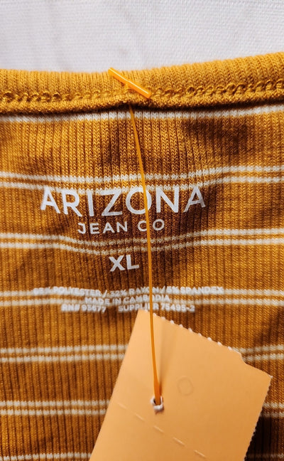 NWT Arizona Women's Size XL Orange Short Sleeve Top