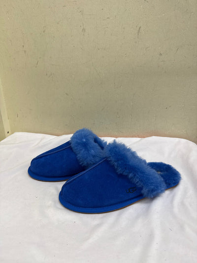 Ugg Women's Size 7 Blue Slippers