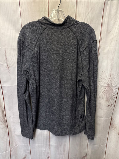 Lululemon Men's Size M Gray Shirt