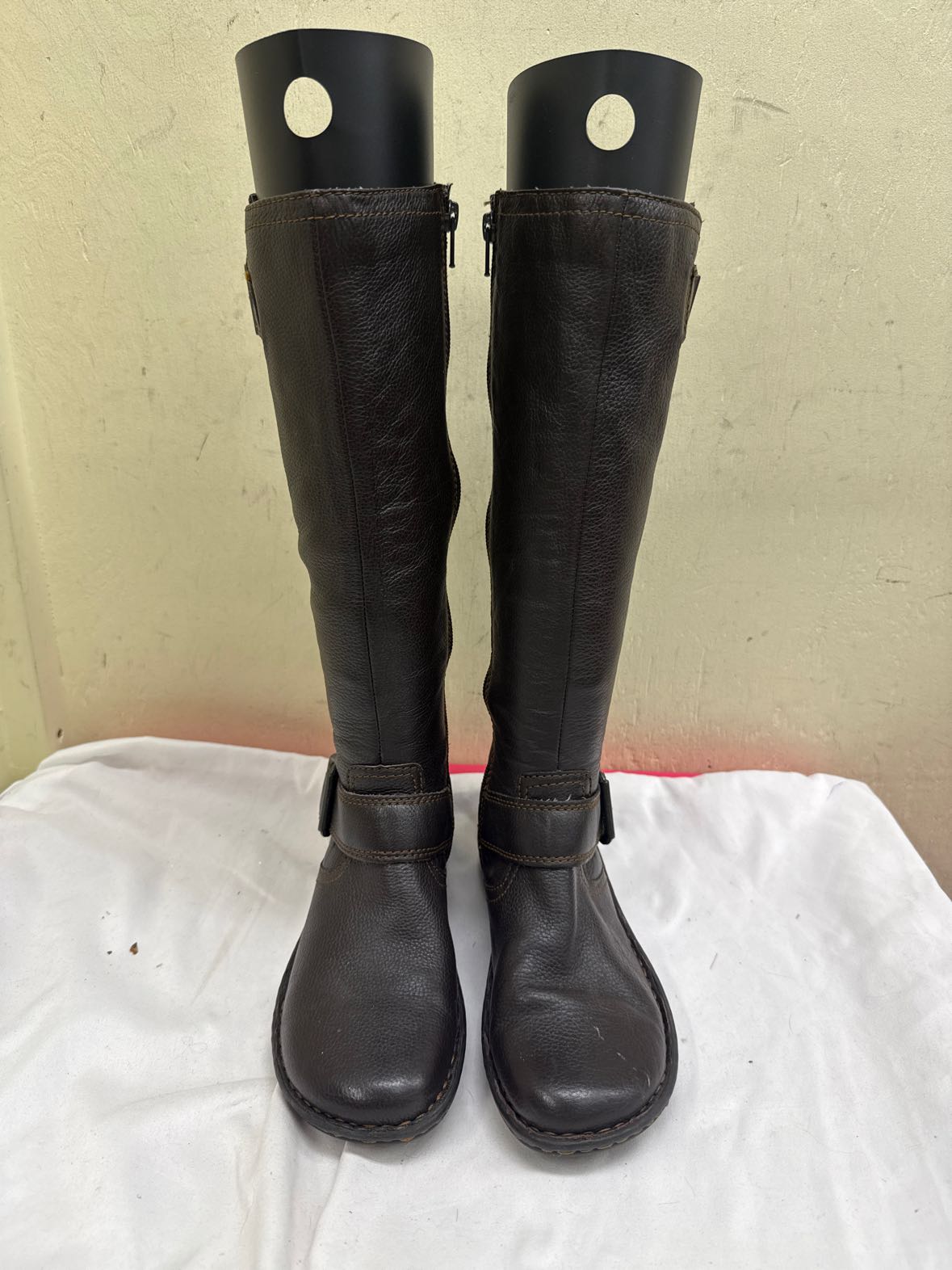 Boc Women's Size 6 Brown Boots Shoes