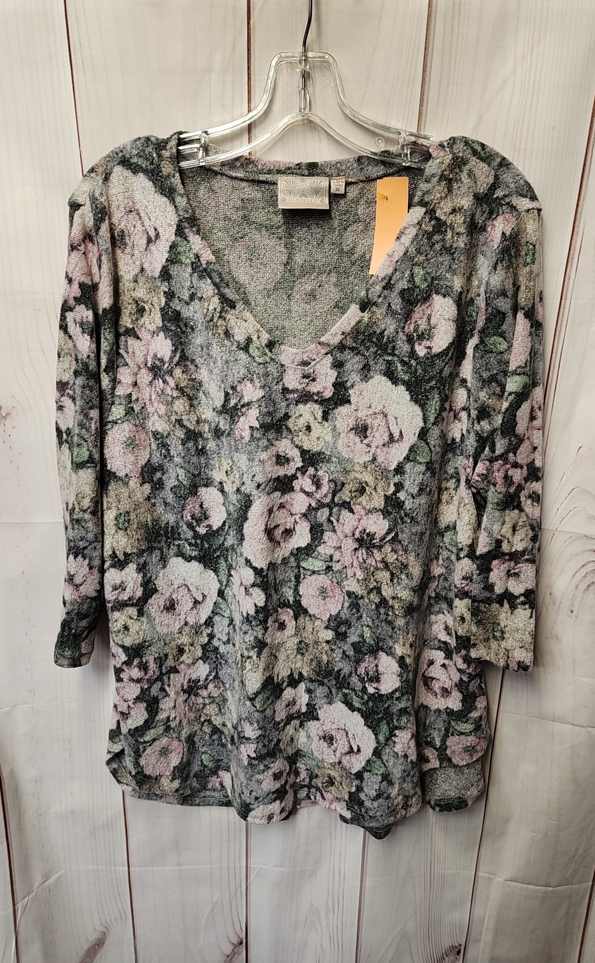 Dantelle Women's Size 1X Gray & Pink Floral 3/4 Sleeve Top