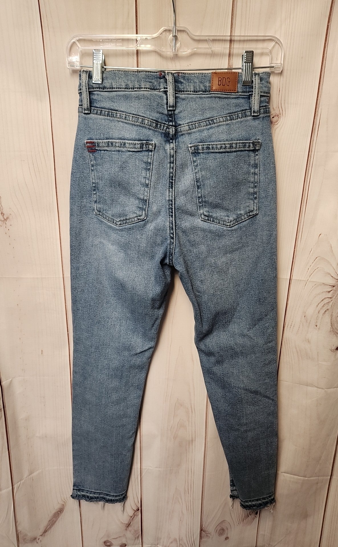 Bdg Women's Size 26 (1-2) Blue Jeans Girlfriend High Rise Cropped