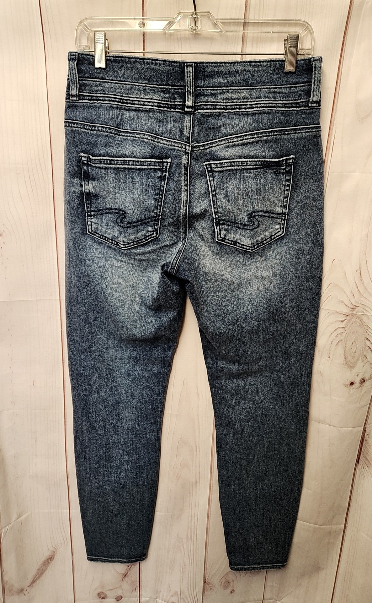 Silver Women's Size 29 (7-8) Blue Jeans Avery Skinny