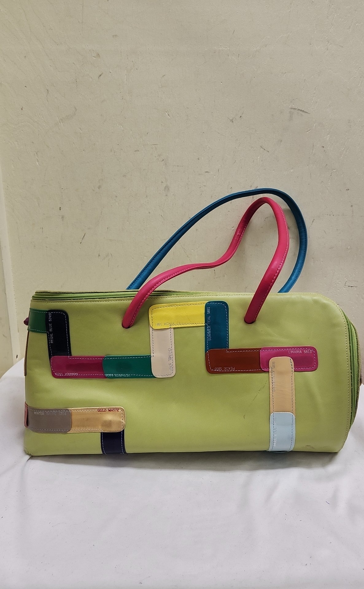 VTG Caroline Hearty Green Leather Purse Bag AS IS - marks