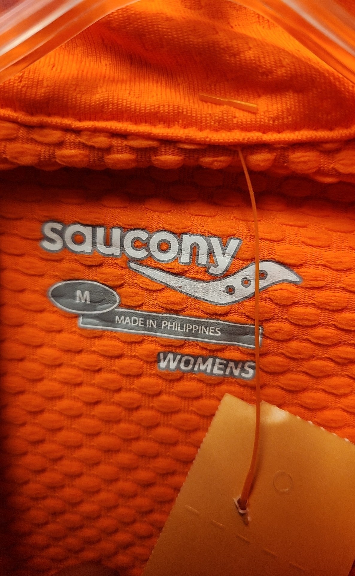 Saucony Women's Size M Orange Long Sleeve Top