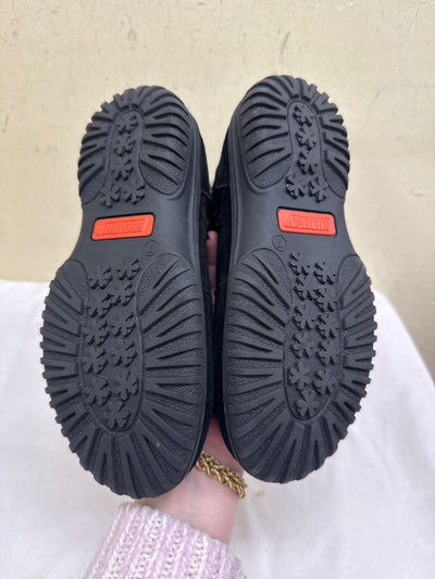 Khombu Women's Size 7 Black Boots Shoes