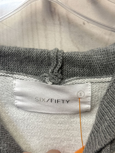 Six/Fifty Women's Size S White & Gray Hooded Sweater