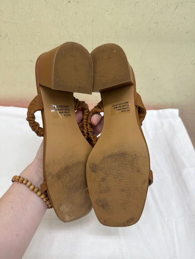 Aqua Women's Size 8 Brown Leather Sandals Shoes