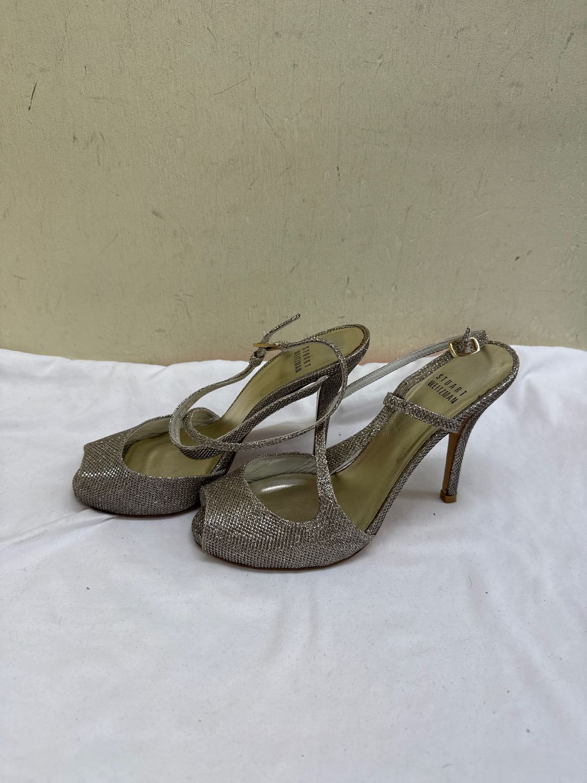 Stuart Weitzman Women's Size 6-1/2 Silver Pumps Shoes