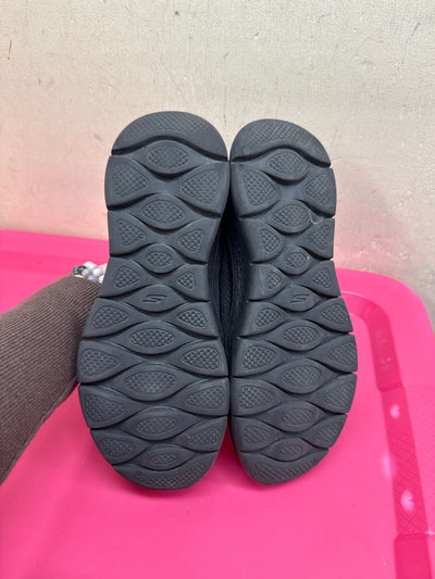 Skechers Women's Size 8 Black Sneakers Slip-Ins