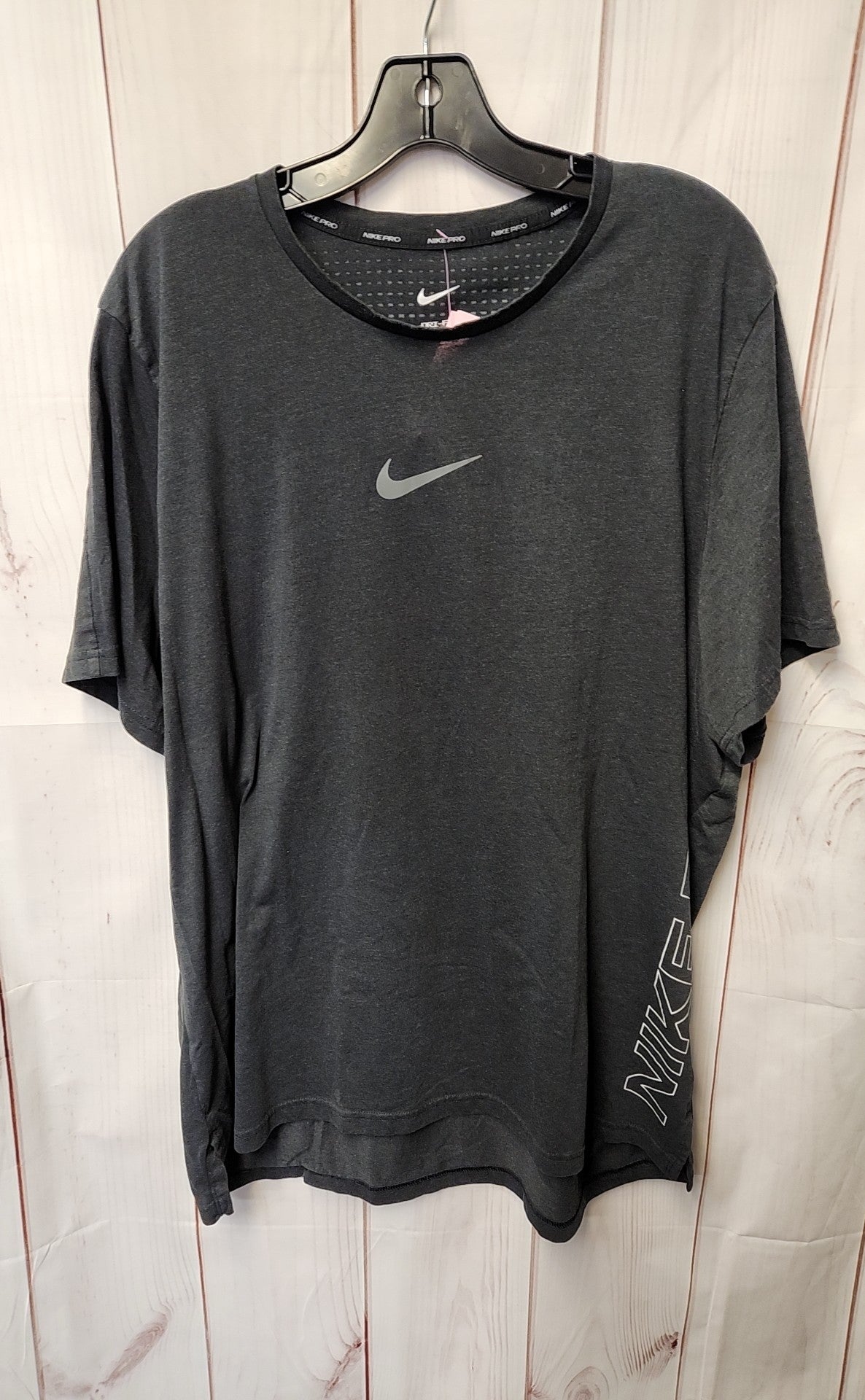 Nike Men's Size XL Black Shirt
