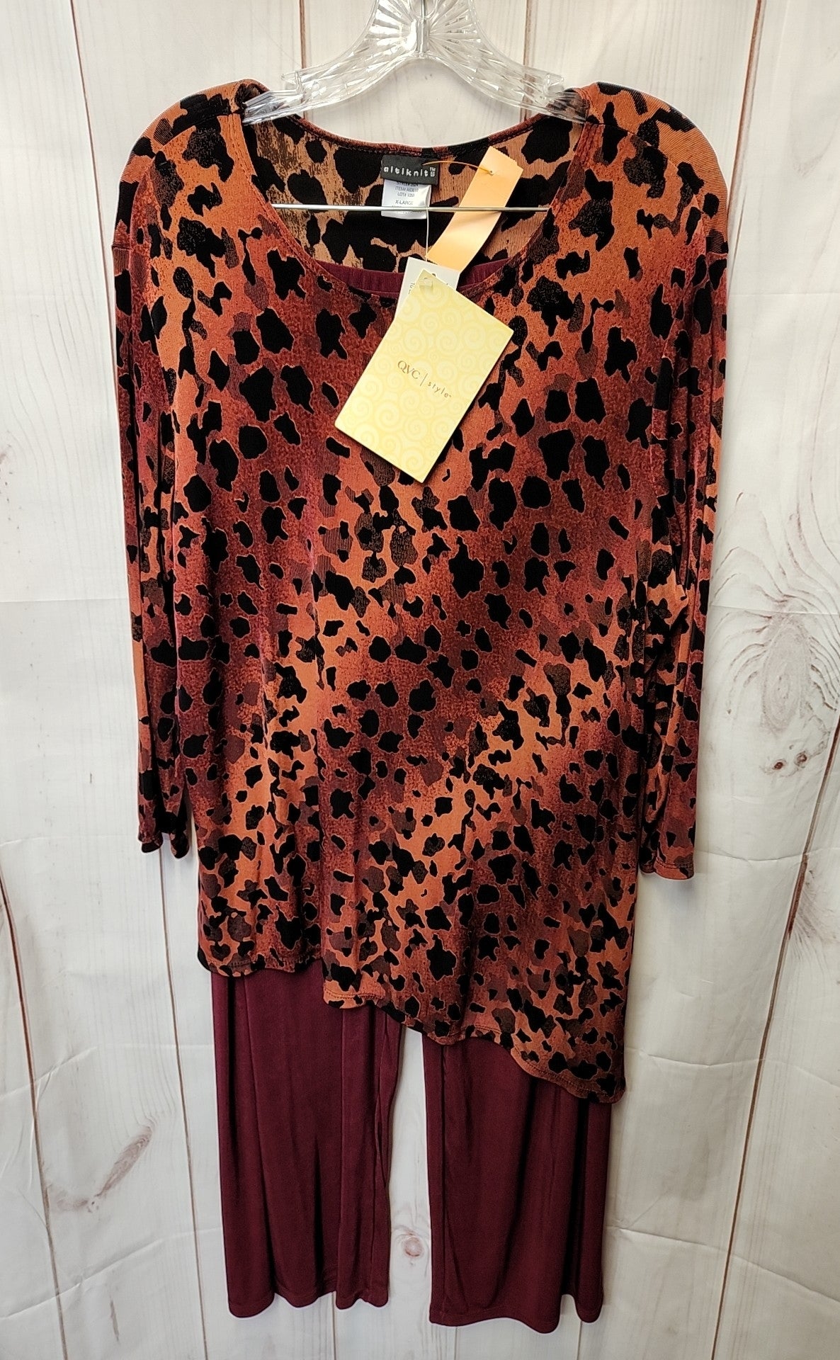 NWT Citiknits Women's Size XL Red Animal Print Pants Set