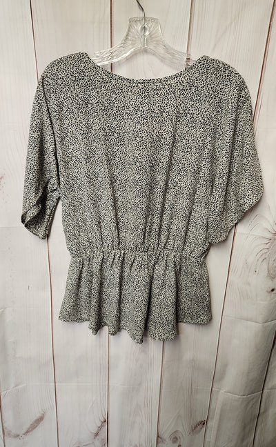 Sienna Sky Women's Size M White & Black Short Sleeve Top