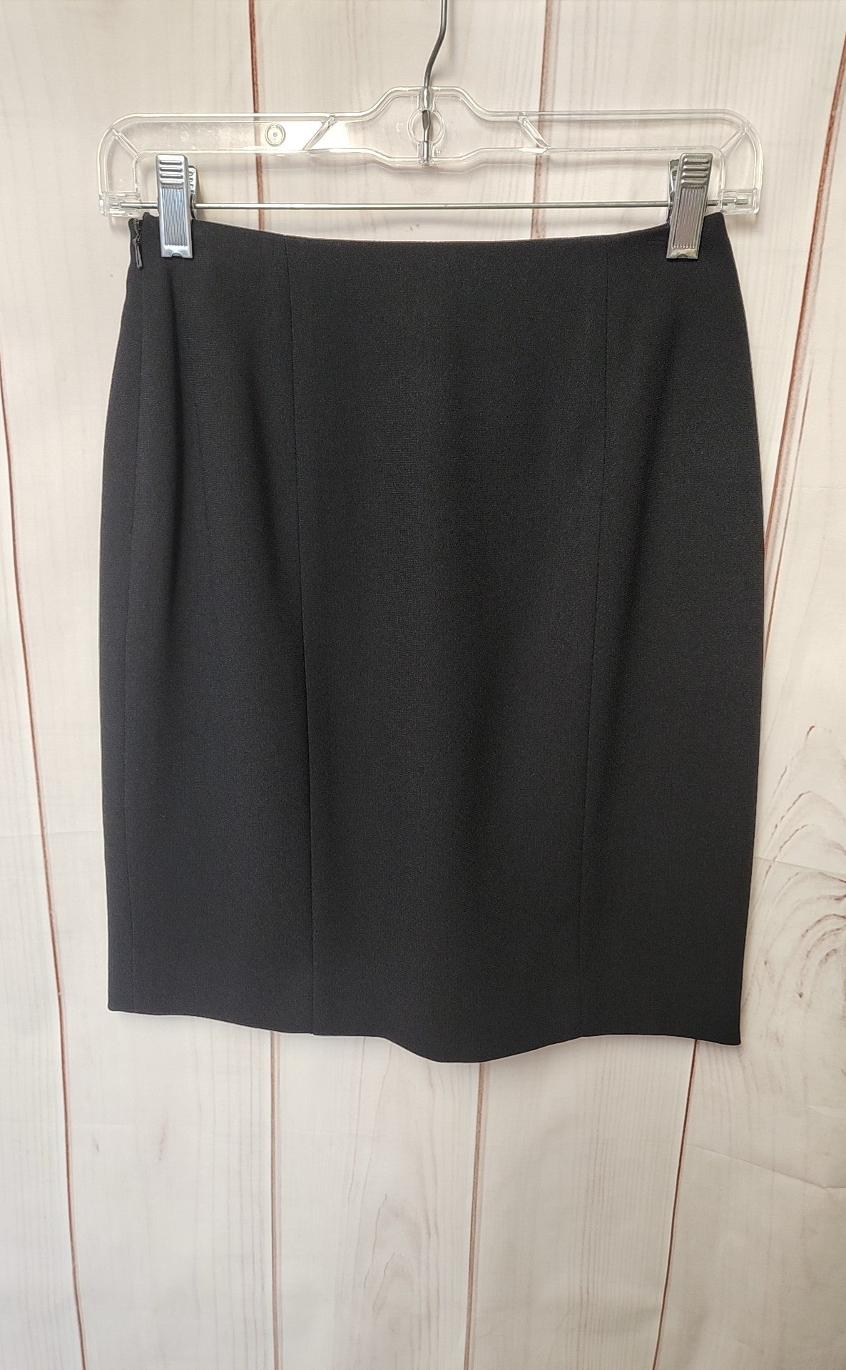 Jones New York Women's Size 2 Petite Black Skirt