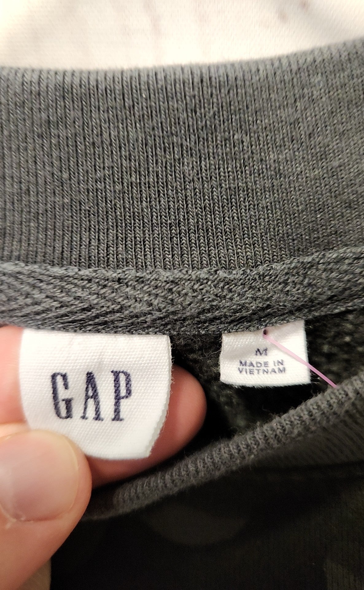 Gap Women's Size M Gray Camo Sweatshirt
