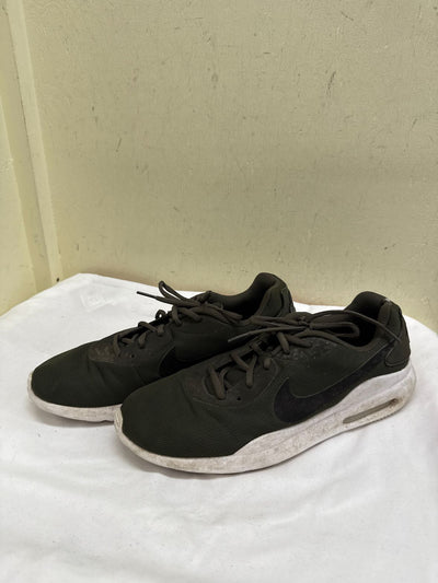 Nike Men's Size 11 Green Sneakers Shoes