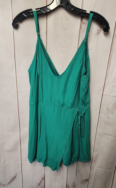 Superdown Women's Size L Green Romper