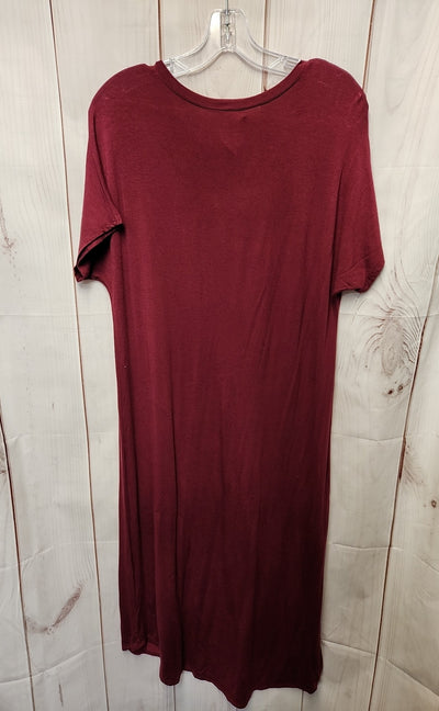 Iconic Luxe Women's Size M Red Dress