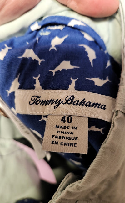 Tommy Bahama Men's Size 40 Light Blue Shorts