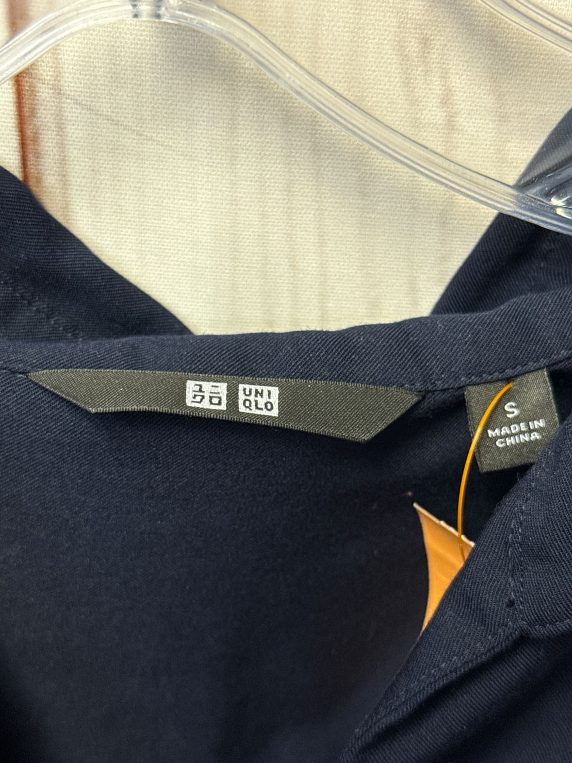 Uniqlo Women's Size S Navy 3/4 Sleeve Top