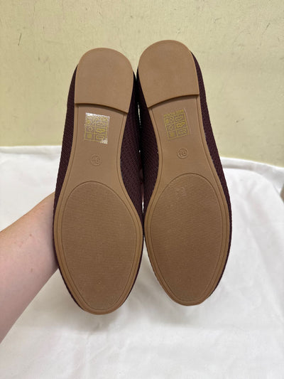 Journee Collection Women's Size 9-1/2 Maroon Flats Shoes