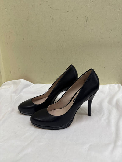 Nine West Women's Size 7 Black Pumps Shoes