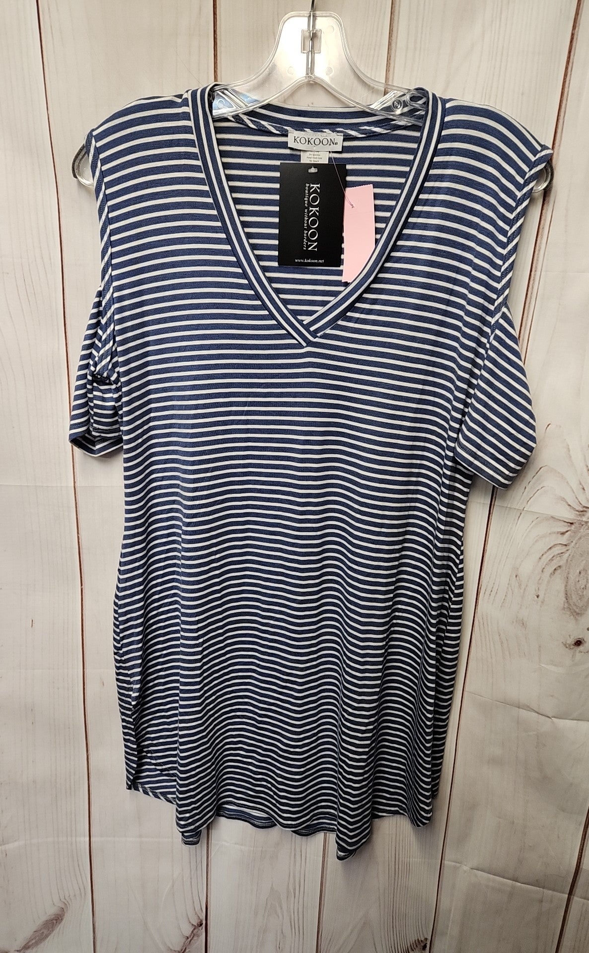 NWT Kokoon Women's Size XL Blue Cold Shoulder Top