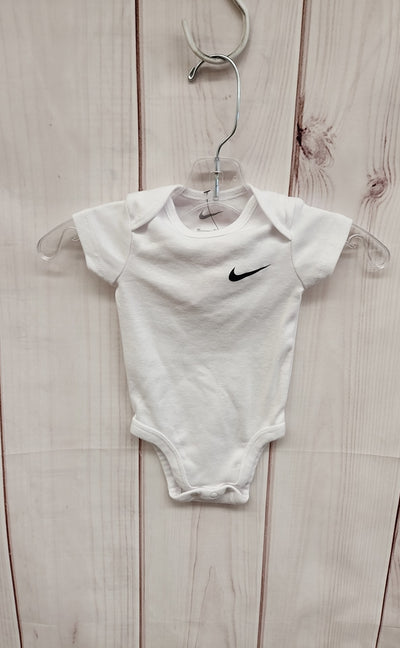 Nike Boy's Size 6 Months White Bodysuit