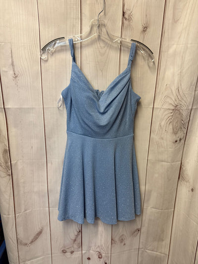 B Darlin Women's Size M Blue Dress