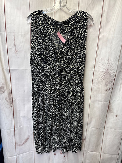 Nine West Women's Size L leopard print Dress