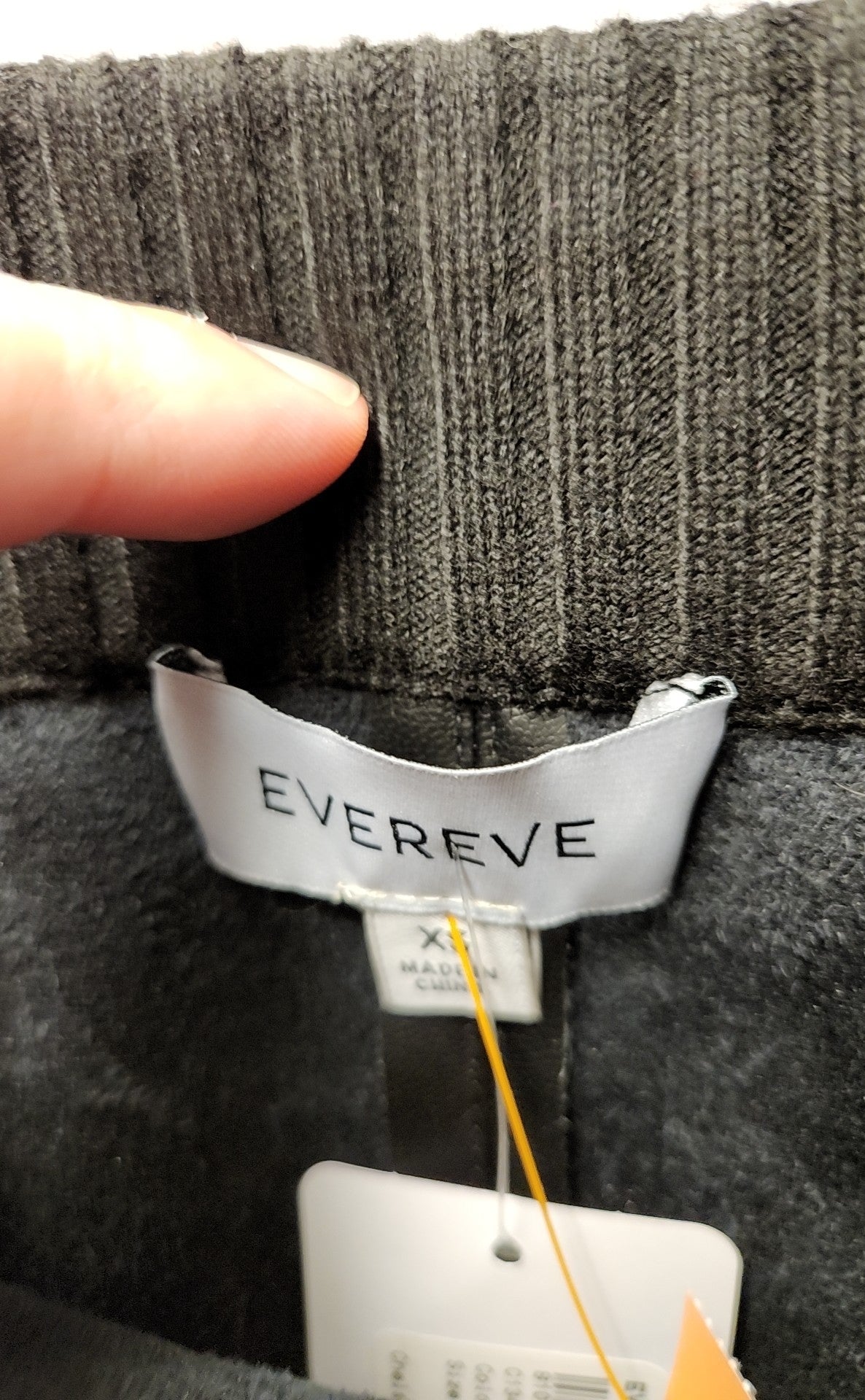 NWT Evereve Women's Size XS Black Skirt