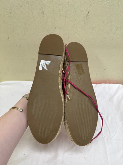La Strada Women's Size 40=9-1/2 Pink Ankle Tie Up Sandals