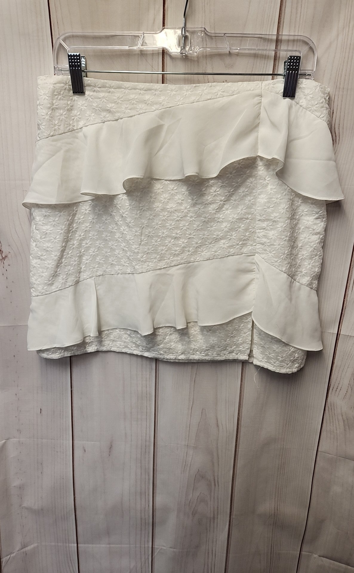 Privacy Please Women's Size L White Skirt