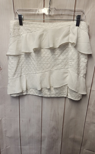 Privacy Please Women's Size L White Skirt