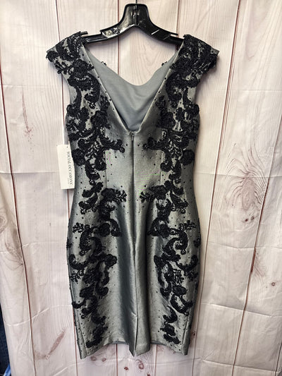 NWT Social Occasions by Mon Cheri Women's Size 6 Gray Lace Beaded Dress