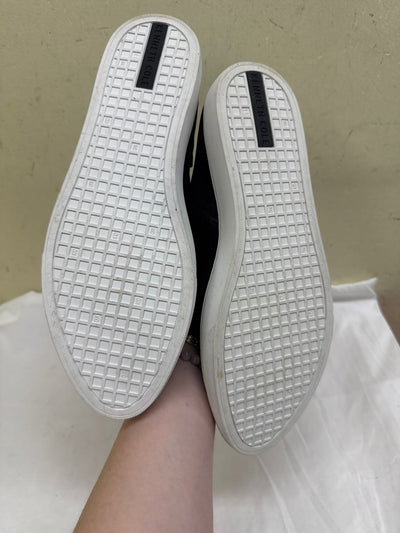 Kenneth Cole Women's Size 11 Black Flats Shoes